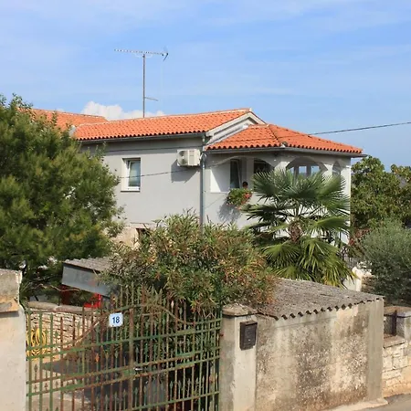 With A Parking Space Tar, Porec - 7026 *