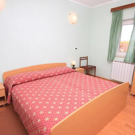 Апартаменты With A Parking Space Tar, Porec - 7026