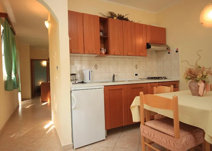 Lejlighed With A Parking Space Tar, Porec - 7026 *