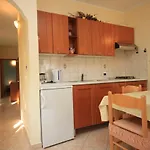 Apartamento With A Parking Space Tar, Porec - 7026 *
