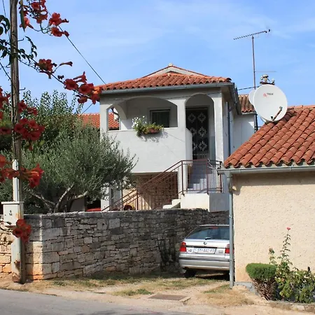 With A Parking Space Tar, Porec - 7026 Appartement